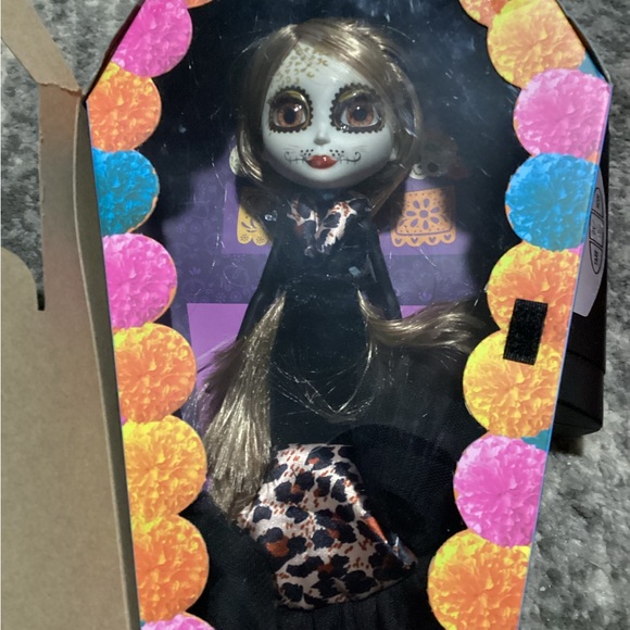 Little Bebops Dulce Catrina w/Blonde Hair & Brown Eyes 10in Day of The Dead Doll - Picture 2 of 4